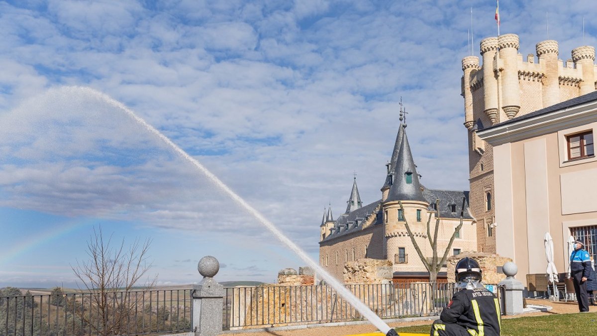El Patronato del Alcázar de Segovia realiza el simulacro anual para probar sus sistemas de seguridad y antincendios.- ICAL