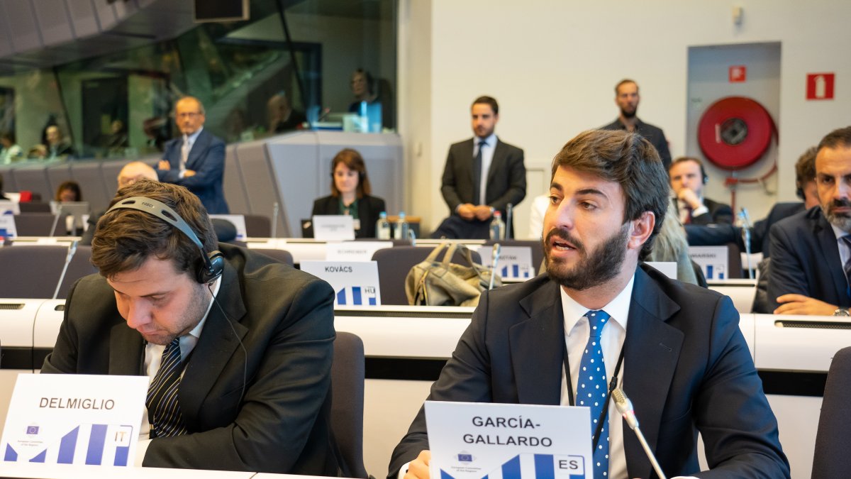 Juan García-Gallardo, vicepresidente de la Junta de Castilla y León, interviene en el debate sobre el futuro de Europa del Comité Europeo de las Regiones. ICAL