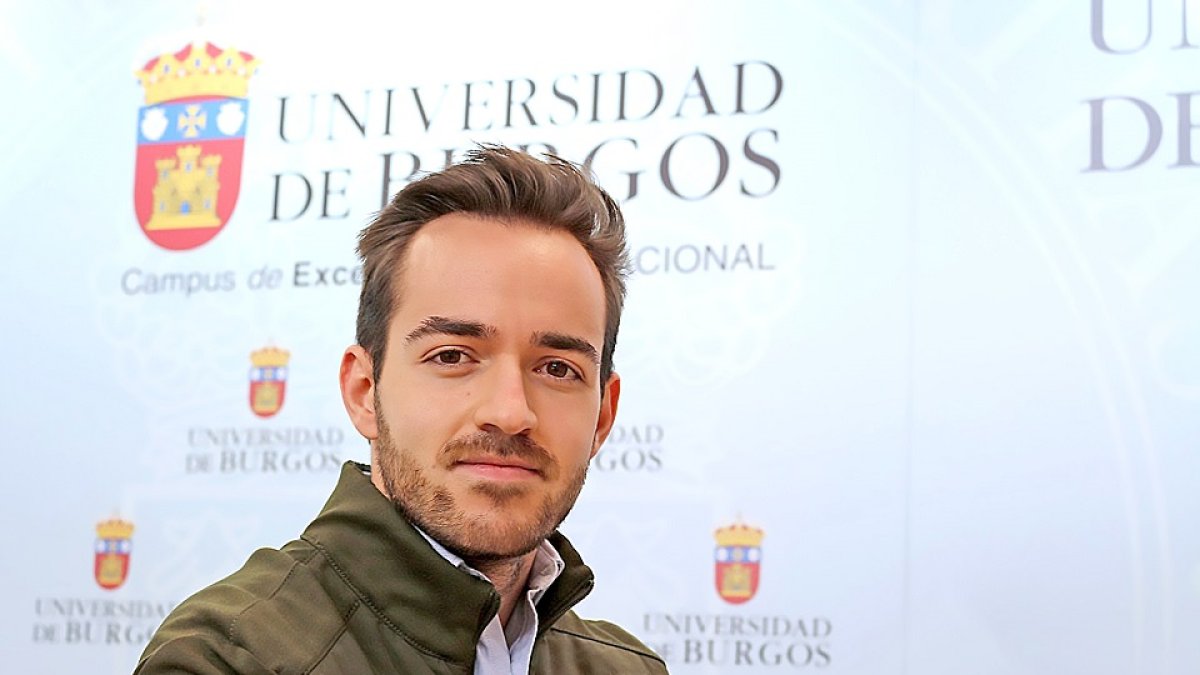 Roger Guzmán Redondo, egresado de la Universidad de Burgos y graduado en Derecho y Administración y Dirección de Empresas. EL MUNDO
