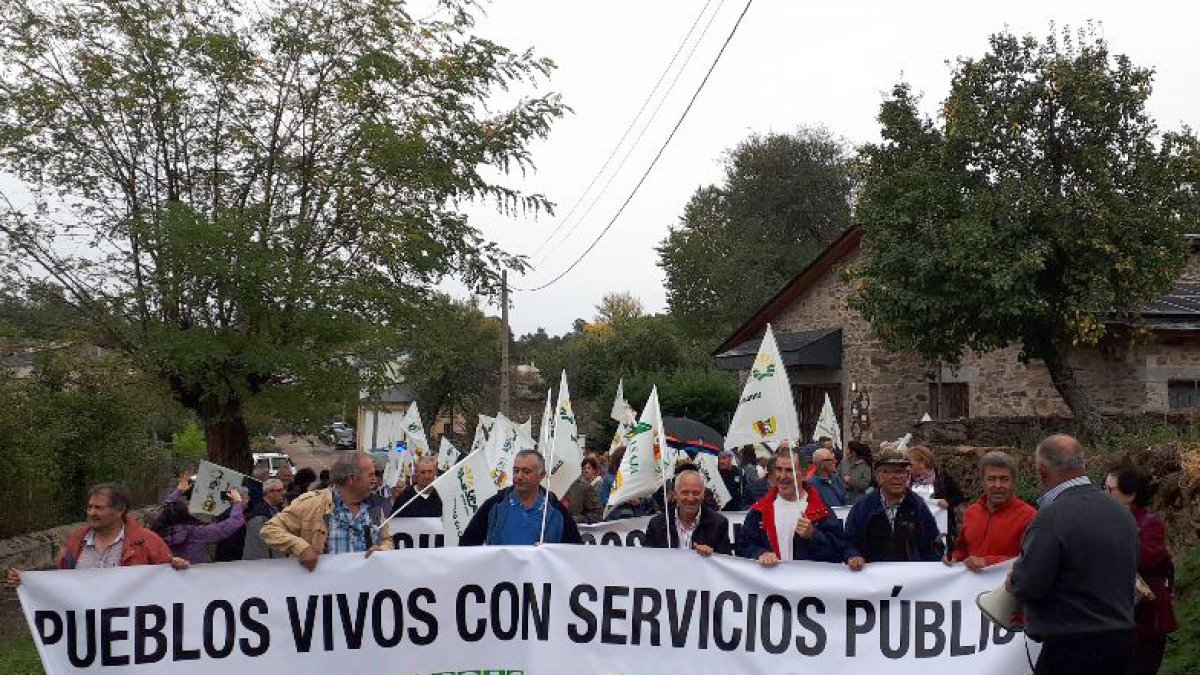 Manifestación en Sagallos, Zamora - Ical