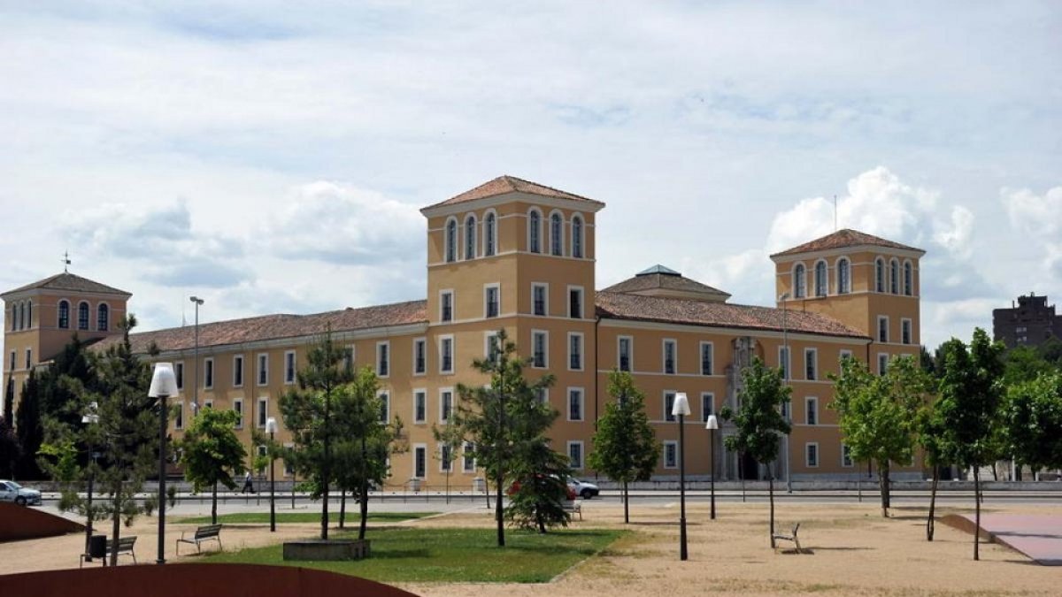 Sede de la Consejería de Educación en Valladolid.- CCOO