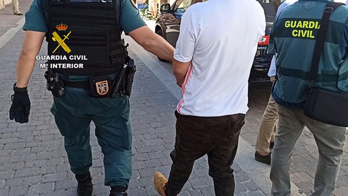 El detenido por la muerte de otro hombre en Cuéllar (Segovia). - EUROPA PRESS