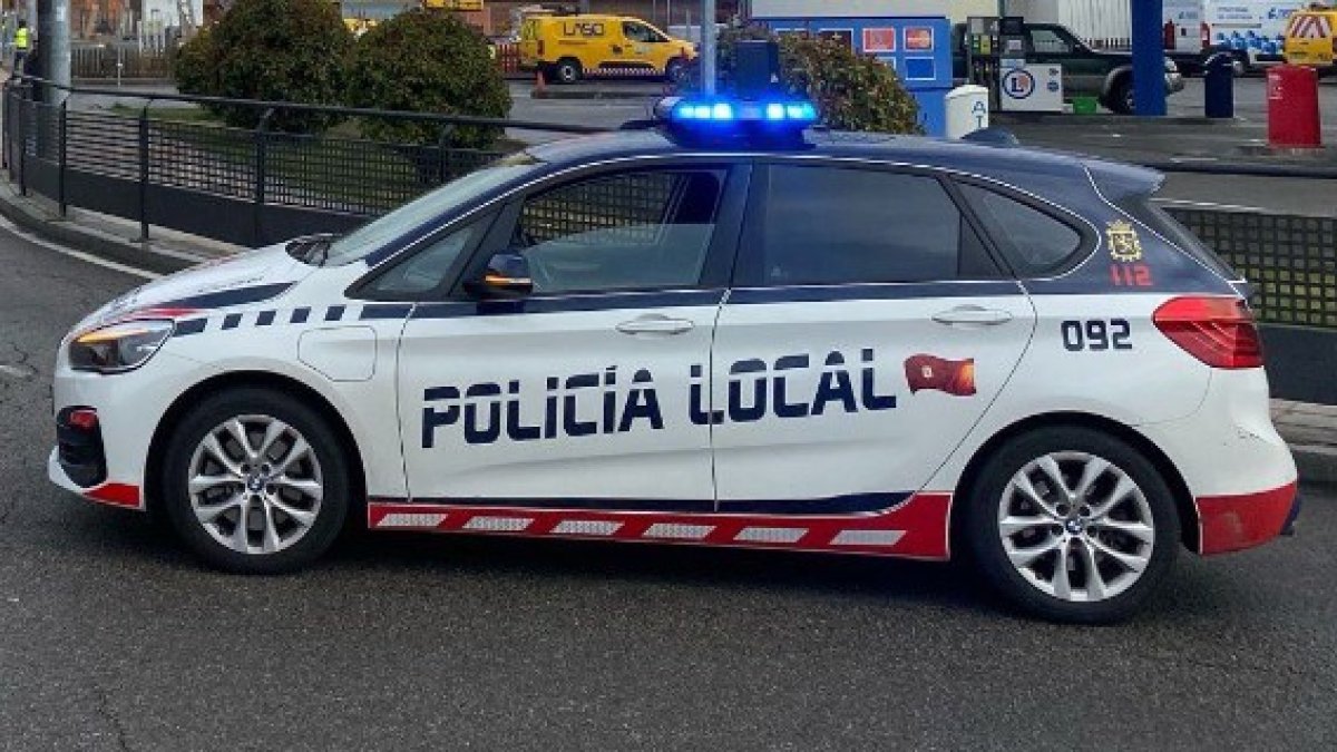 POLICÍA LOCAL DE LEÓN - Archivo