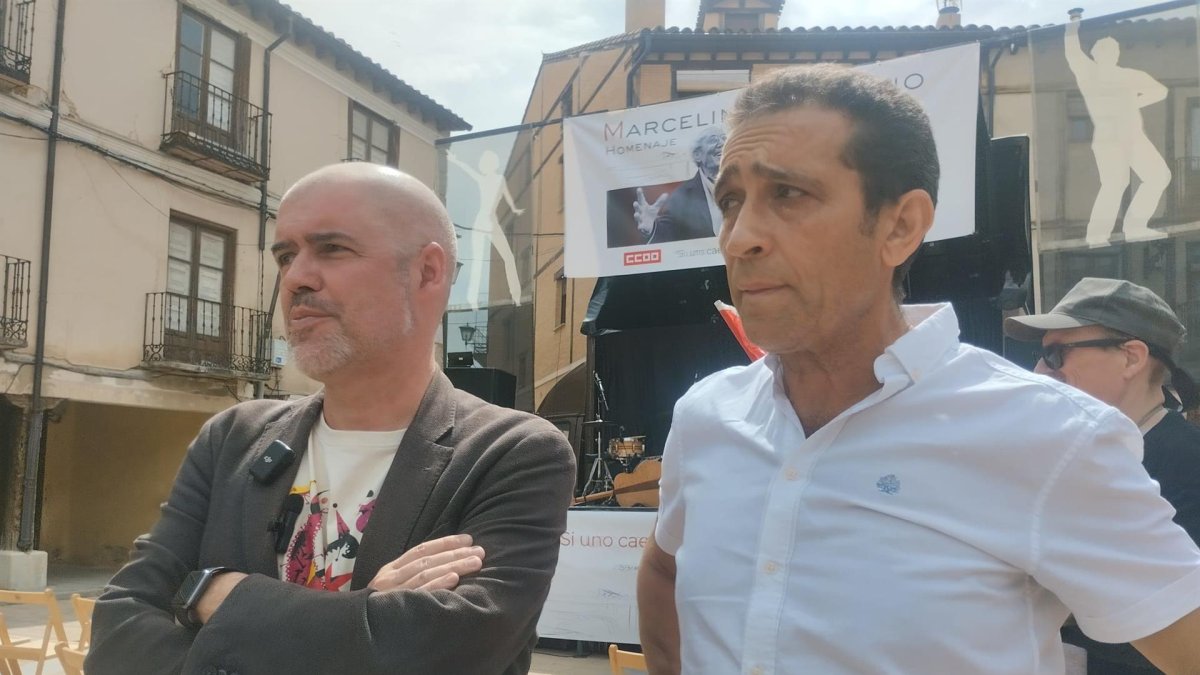 El secretario general de CCOO, Unai Sordo, junto al responsable autonómico de la organización en Castilla y León, Vicente Andrés, este sábado en Soria