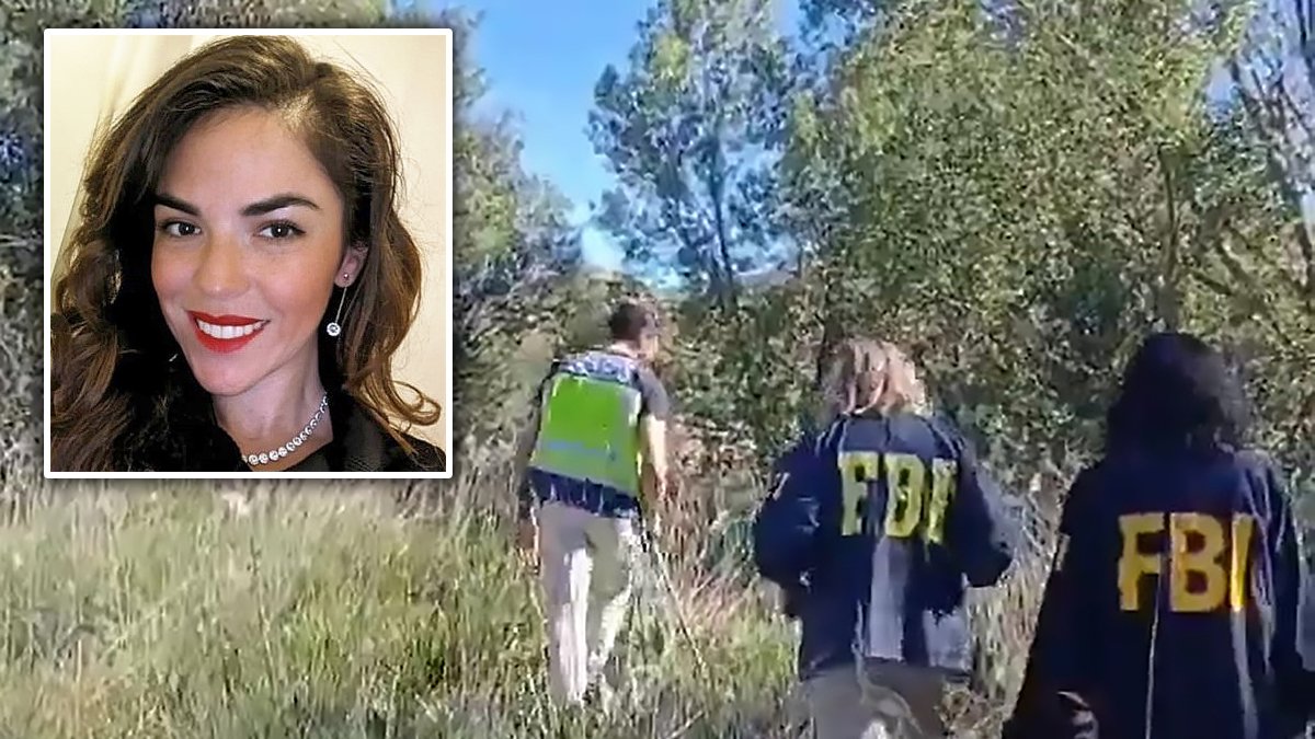 Agentes del FBI, en un momento de la búsqueda de Ana María Knezevich