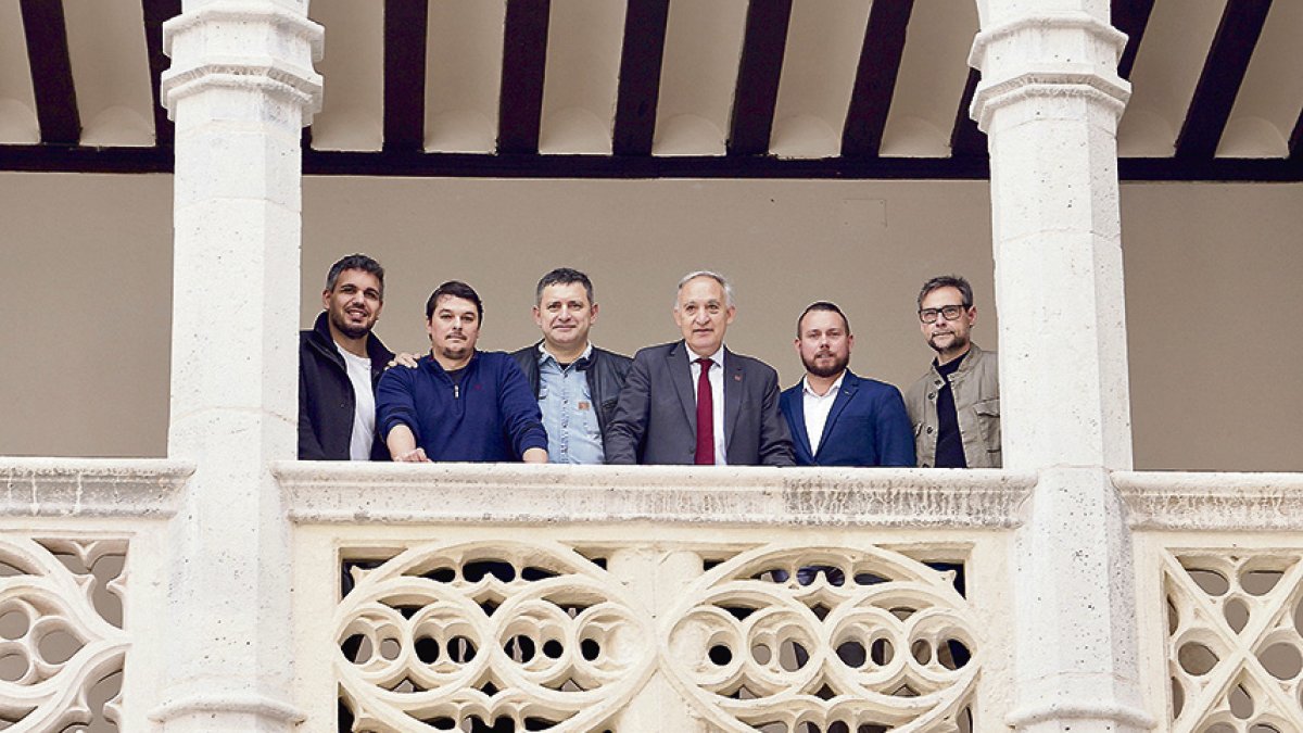 El rector de la UVa con los Estrella Michelin de Valladolid. Ical