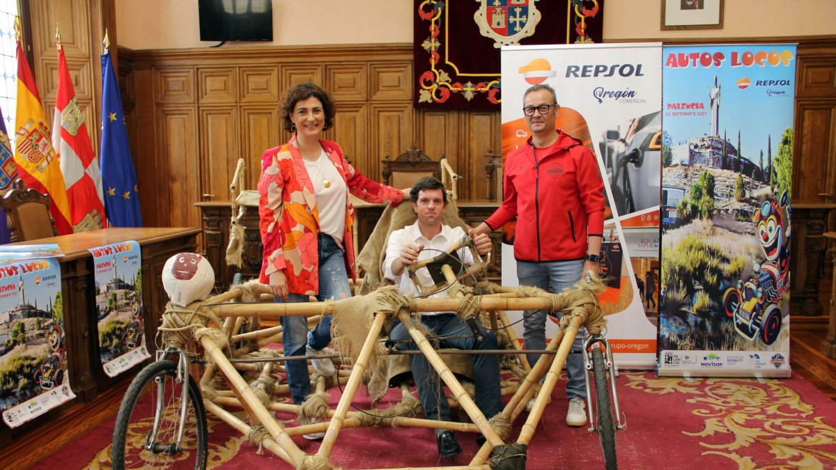 Presentación de los Autos Locos en Palencia