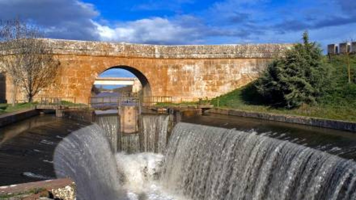 Central hidroeléctrica de Ribas de Campos, en Palencia.