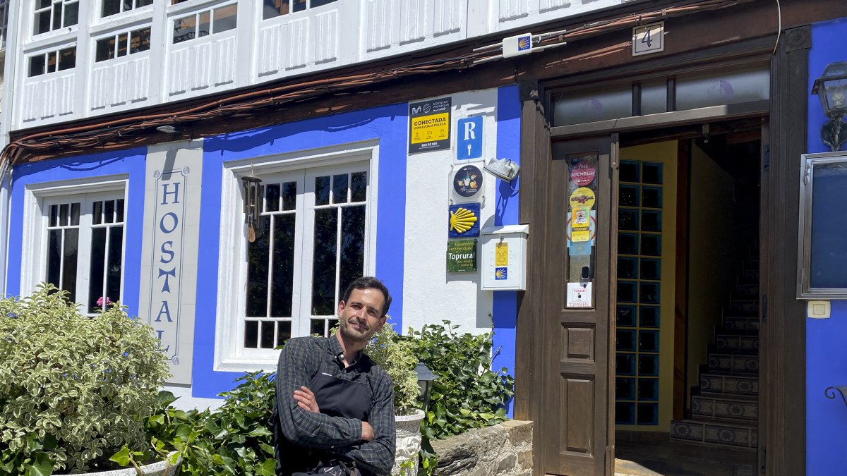 Daniel Arias, a la puerta del restaurante La Puerta del Perdón