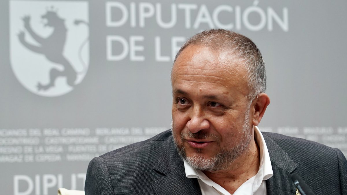 El presidente de la Diputación de León, Gerardo Álvarez Courel