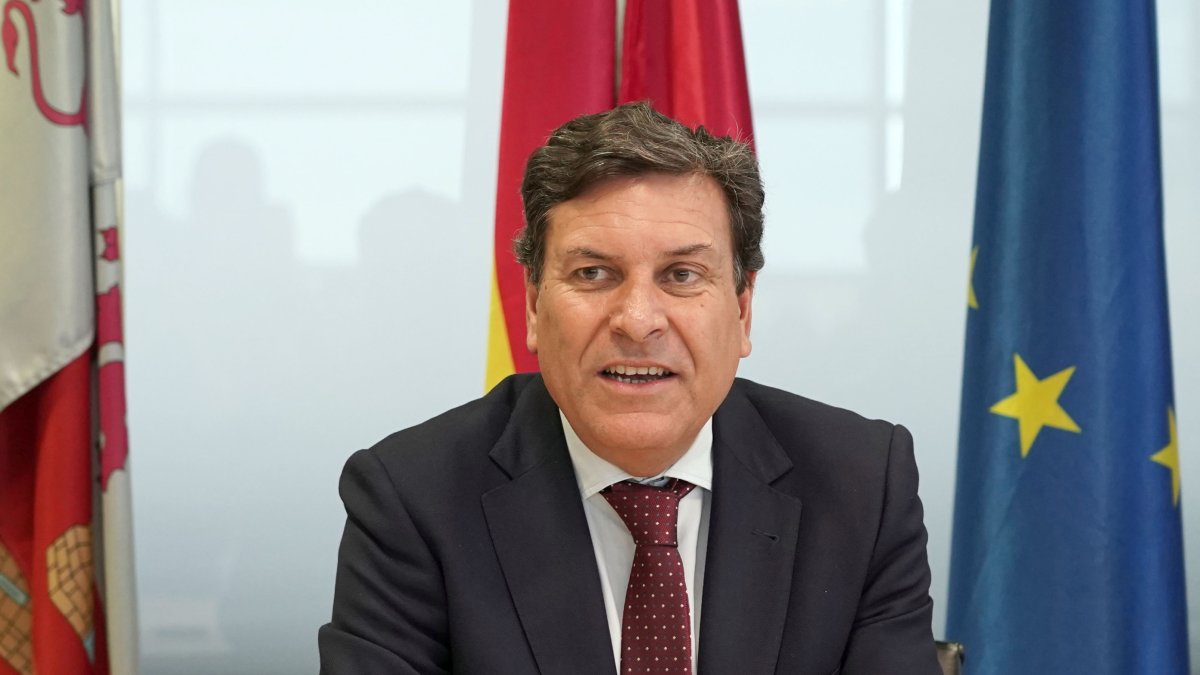 El consejero de Economía y Hacienda, Carlos Fernández Carriedo, presenta la Estrategia de Apoyo al Emprendimiento y el sello 'Castilla y León Comunidad de Emprendedores'