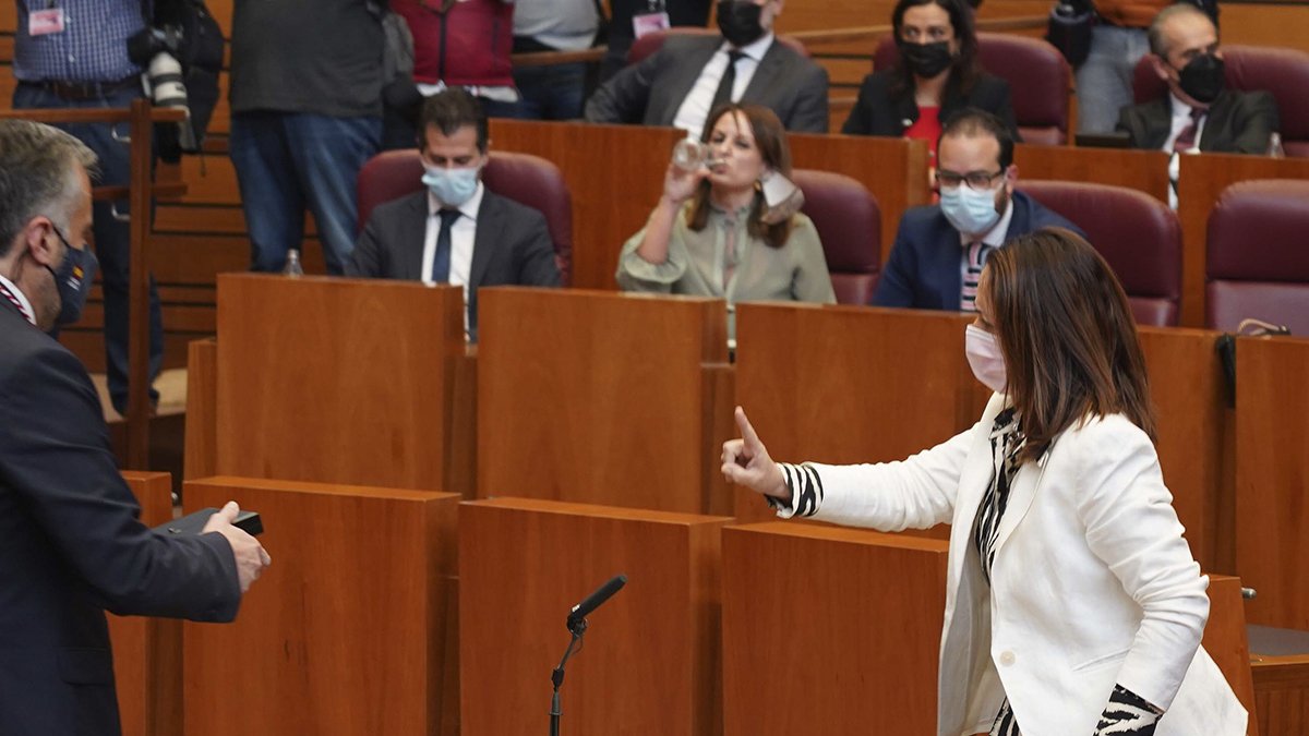 Pleno de constitución de la XI Legislatura de las Cortes de Castilla y León.