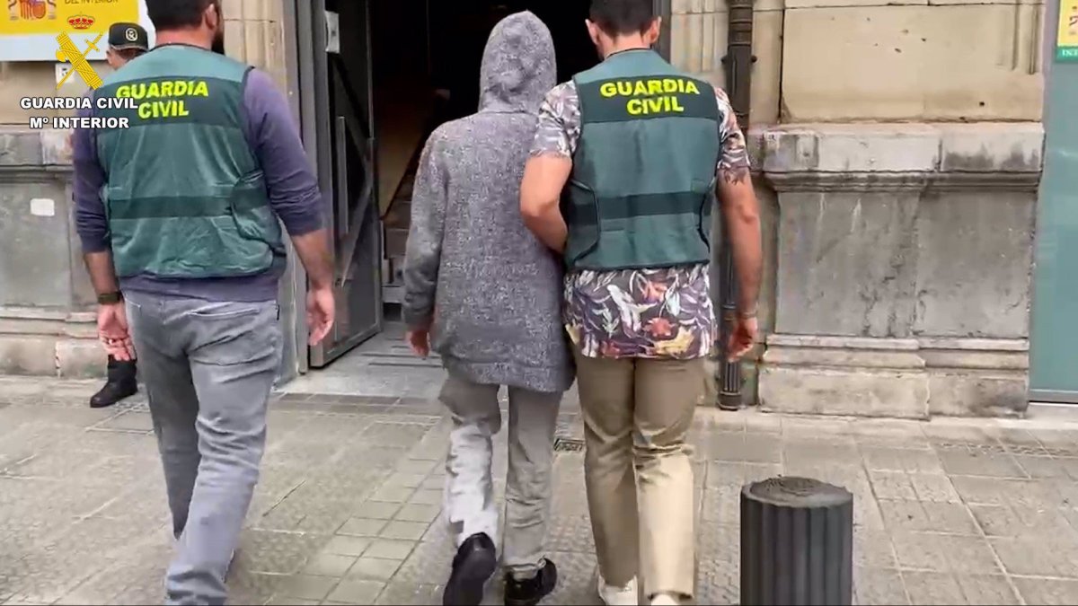 Detención por parte de la Guardia Civil de Bizkaia por la operación 'Crsassun' - GUARDIA CIVIL