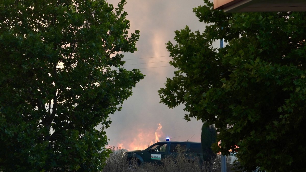 Incendio de nivel 2 en Castrillo de los Polvazares (León).