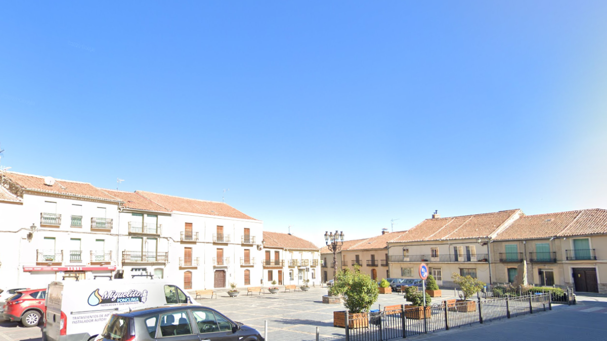 Plaza Mayor de Bernardos en Segovia