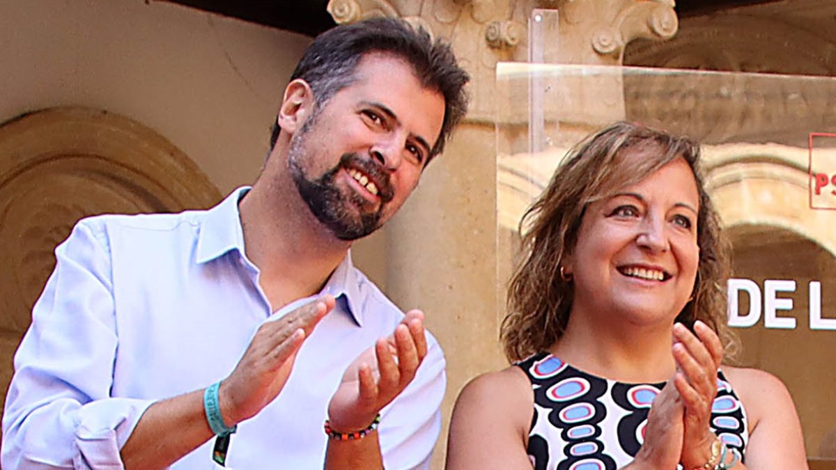 Luis Tudanca junto a Iratxe García