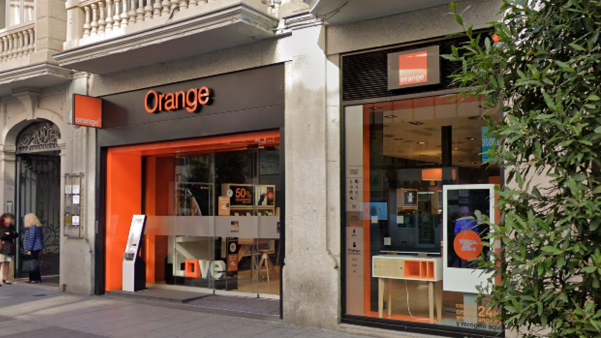 Imagen de archivo de una tienda de Orange de Castilla y León