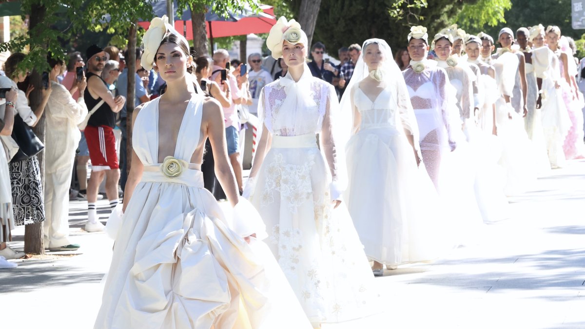 Desfile de la colección de novia 'El Sentir' de la diseñadora Leonesa María Lafuente en la semana de la moda de Madrid.