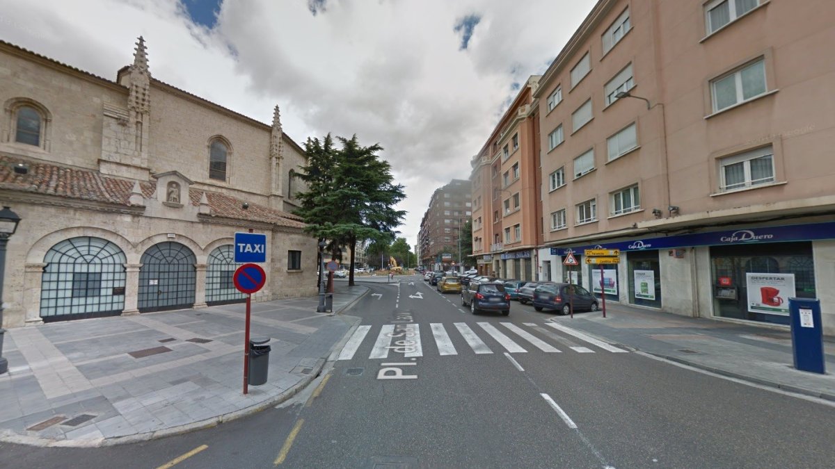 Plaza de San Lázaro de Palencia, donde la víctima ha pedido ayuda.