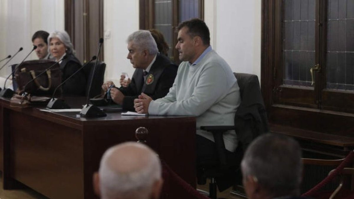 El ex alcalde de Cacabelos, Sergio Álvarez, en un momento del juicio.