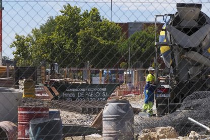 La construcción fue el único sector donde bajaron los parados.