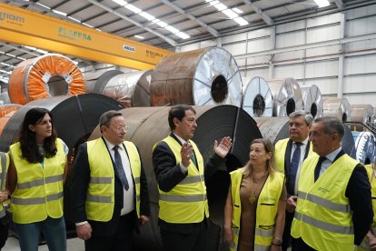 El presidente de la Junta de Castilla y León, Alfonso Fernández Mañueco, visita la Planta Plafesa del Grupo Network Steel.