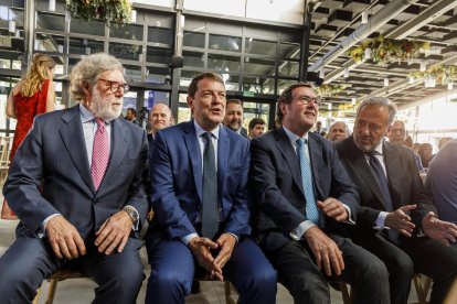 Santiago Aparicio, Alfonso Fernández Mañueco, Antonio Garamendi y Carlos Pollán, en los Premios CEOE Castilla y León