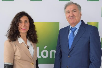 Lourdes Gullón y Juan Miguel Martínez Gabaldón, presidenta y CEO de la galletera.