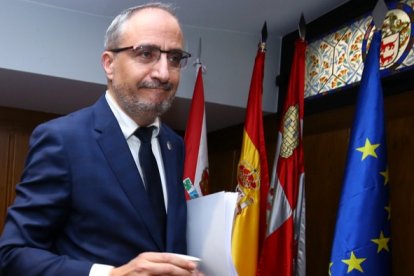 El presidente del Consejo Comarcal del Bierzo, Olegario Ramón. E. M.