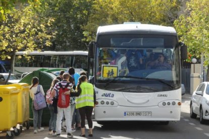 Transporte escolar.- E.M.