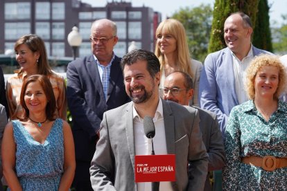 El secretario general del PSOE en Castilla y León, Luis Tudanca, presenta los cabeza de lista socialistas al Congreso y Senado por las nueve provincias de la Comunidad. -ICAL