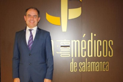 Santiago Santa Cruz, presidente del Colegio de Médicos de Salamanca. E.M.