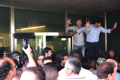 Protesta ganadera ante la Junta de Castilla y León en Salamanca. / ICAL