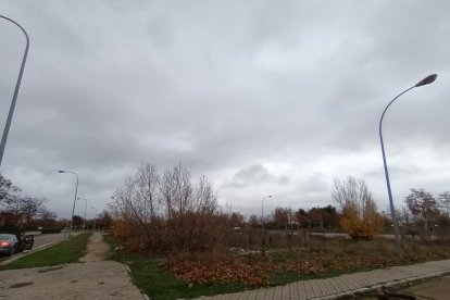 Solar donde se construirá el nuevo hospital de Aranda de Duero.- M.R.