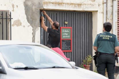Localizan en Reliegos (León) el cadáver de una mujer 57 años que presenta signos de violencia.-ICAL