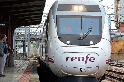 Imagen de archivo, tren de Renfe.- E.M.