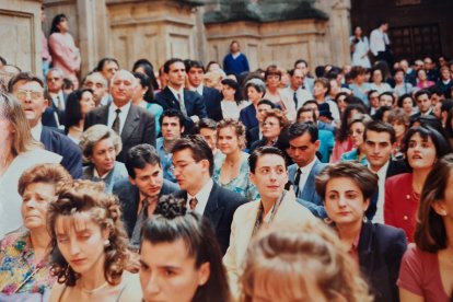 Primera promoción de la alumnos de periodismo de la Universidad Pontificia de Salamanca.-E. M.