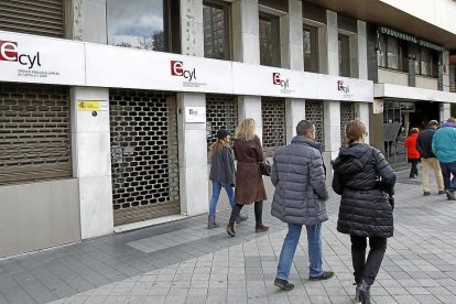 JUAN MIGUEL LOSTAU VALLADOLID. COMUNIDAD DE CASTILLA Y LEÓN. OFICINA DE EMPLEO ECYL EN LA PLAZA DE PONIENTE