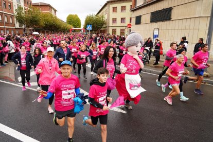 IX Carrera de la Mujer contra el Cáncer de Mama Ciudad de León.- ICAL