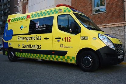 Foto de una ambulancia de emergencias. E.M.