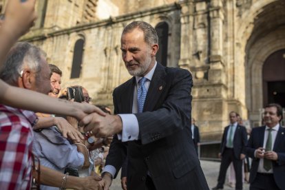 El Rey Felipe VI a la entrada de la Catedral de Plasencia en una imagen de archivo. - E. PRESS.