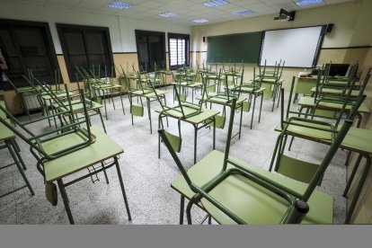 Preparación para el inicio del curso escolar en el I.E.S Emilio Ferrari. - Photogenic/Miguel Ángel Santos.