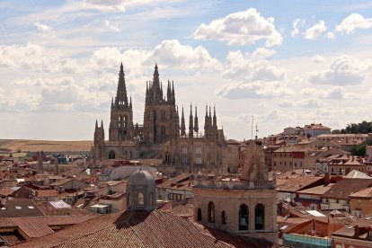 Qué ver en Burgos: lugares imprescindibles, rutas y gastronomía