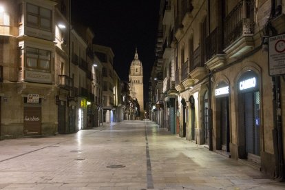 Toque de queda en Salamanca.- ICAL