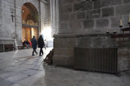 La Aemet activa el nivel amarillo de alerta por rachas de viento este lunes en ocho provincias de Castilla y León. -EP