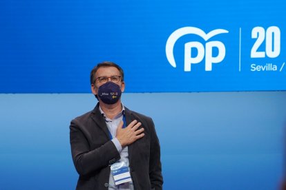El candidato a presidir el Partido Popular Alberto Núñez Feijoo en el XX Congreso extraordinario del Partido Popular en Sevilla. -ICAL