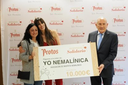 PROTOS. Solidario