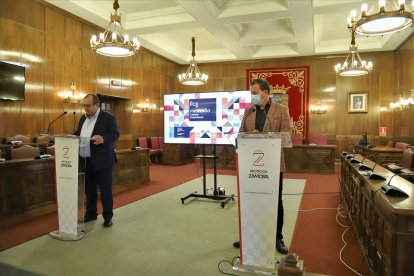 El presidente de la Diputación de Zamora, Francisco José Requejo, y el diputado de Agricultura y Ganadería, Ángel Sánchez.- ICAL