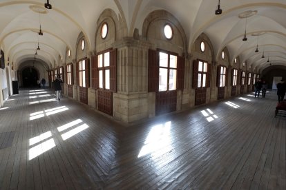 Visita a las instalaciones que albergarán el nuevo Museo de San Isidoro de León