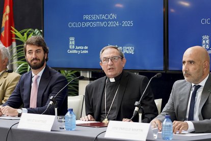 Gonzalo Santonja, Juan García-Gallardo, Abilio Martínez y José Enrique Martín en la presentación de la nueva edición de Las Edades del Hombre. ICAL